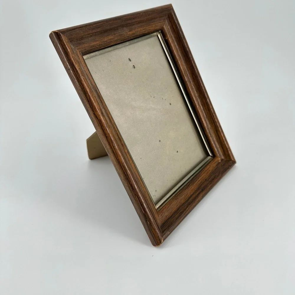 Vintage Style Dark Wood Beveled Tabletop Picture Frame with Metallic Trim 5x7
